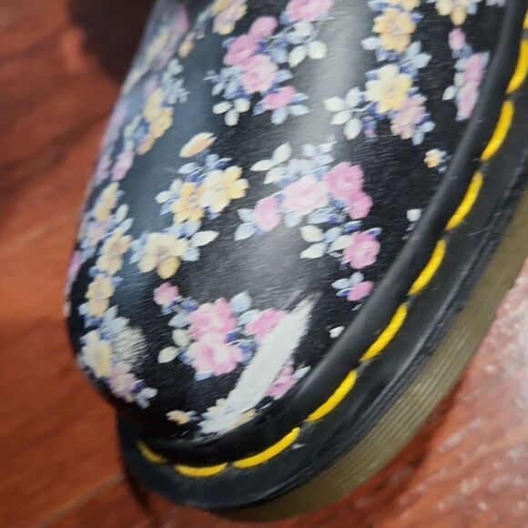 Dr. Martens Women's Clemency Boot, Black Petit Floral, Size 11 - Picture 9 of 10